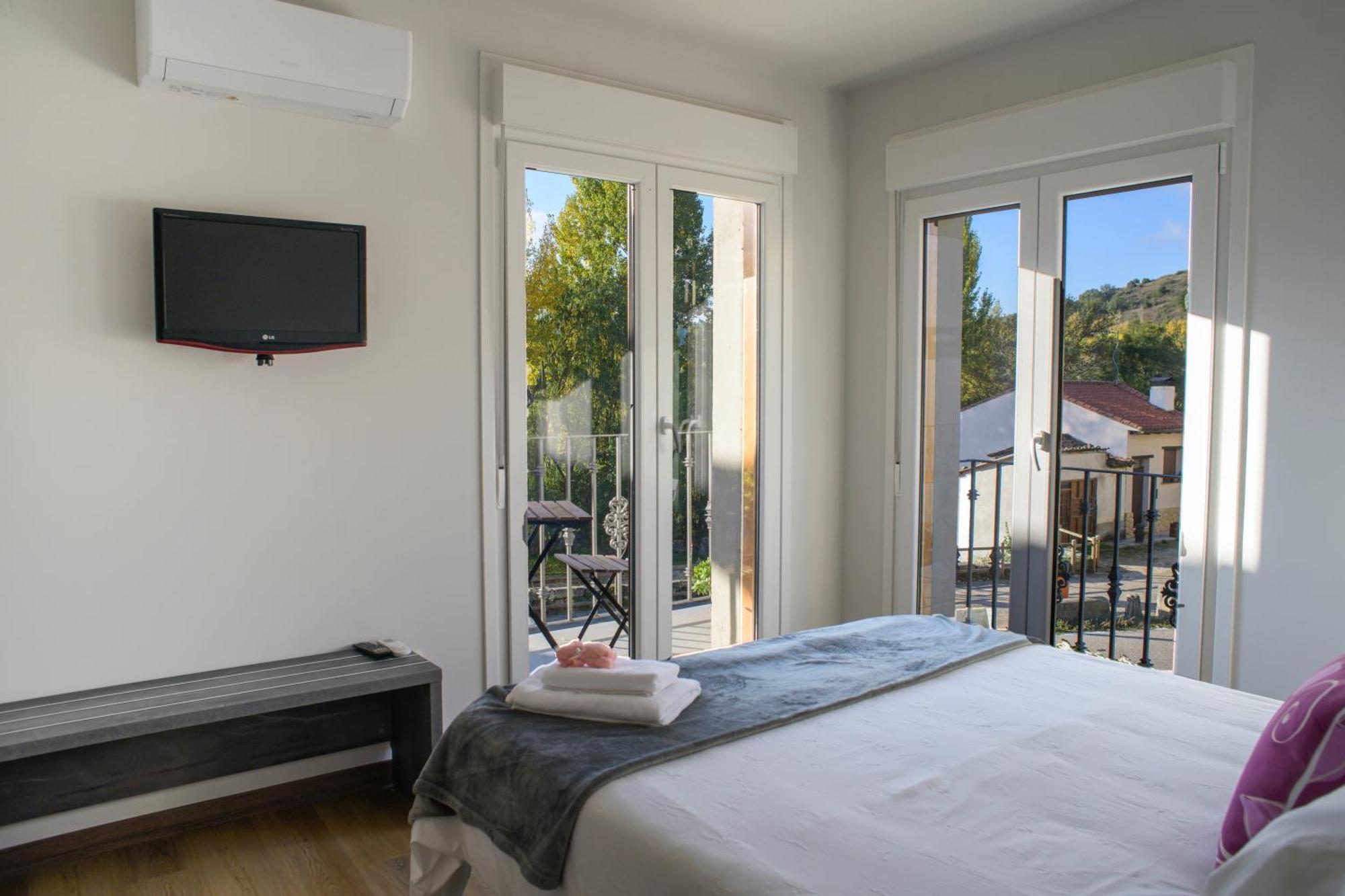 El Puente Apartment
